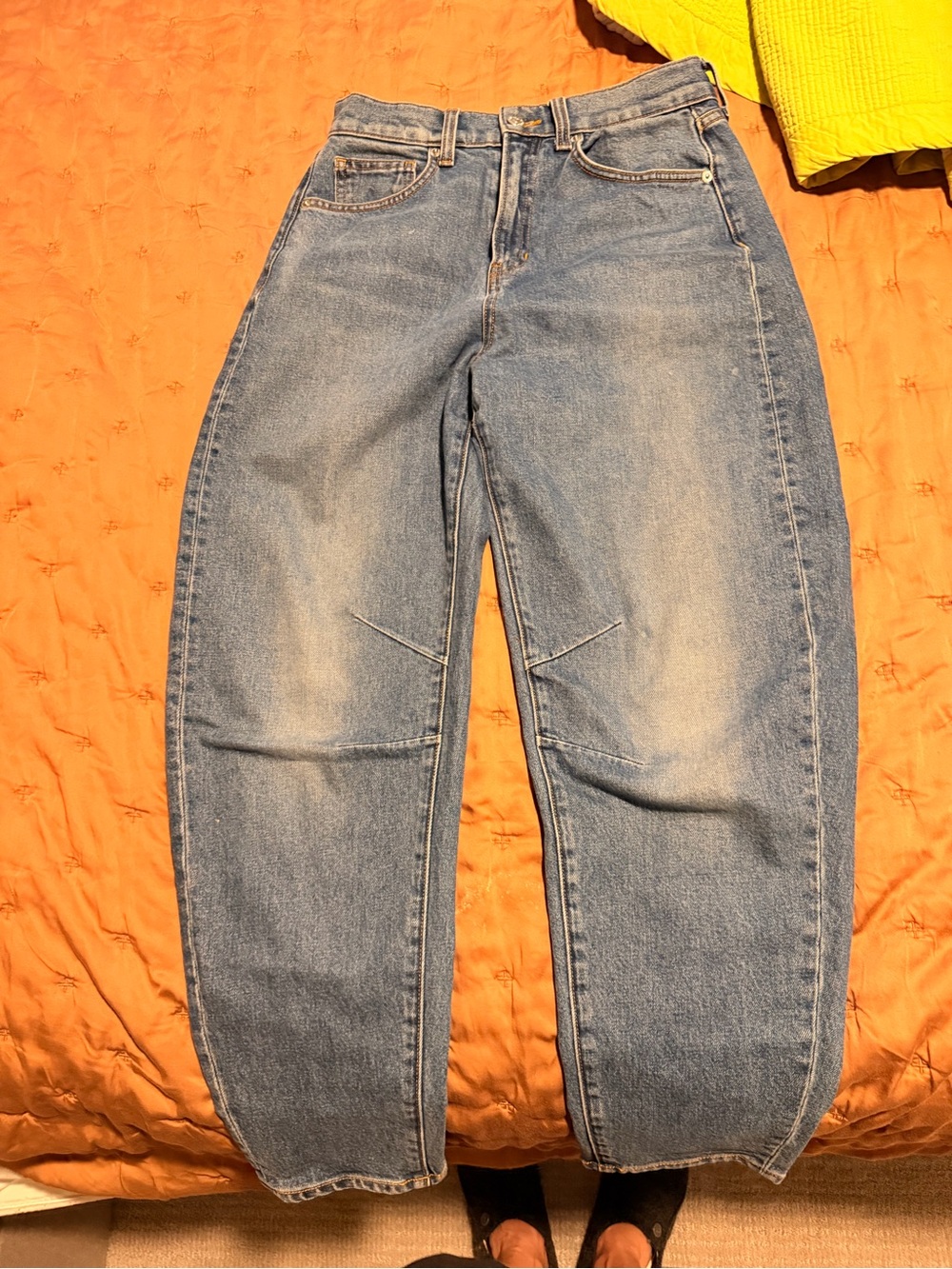 Veronica Beard  High-Waist Barrel Jeans